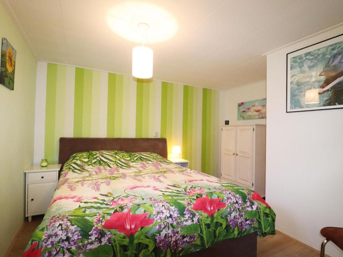 Fine Holiday Home In Donkerbroek Εξωτερικό φωτογραφία